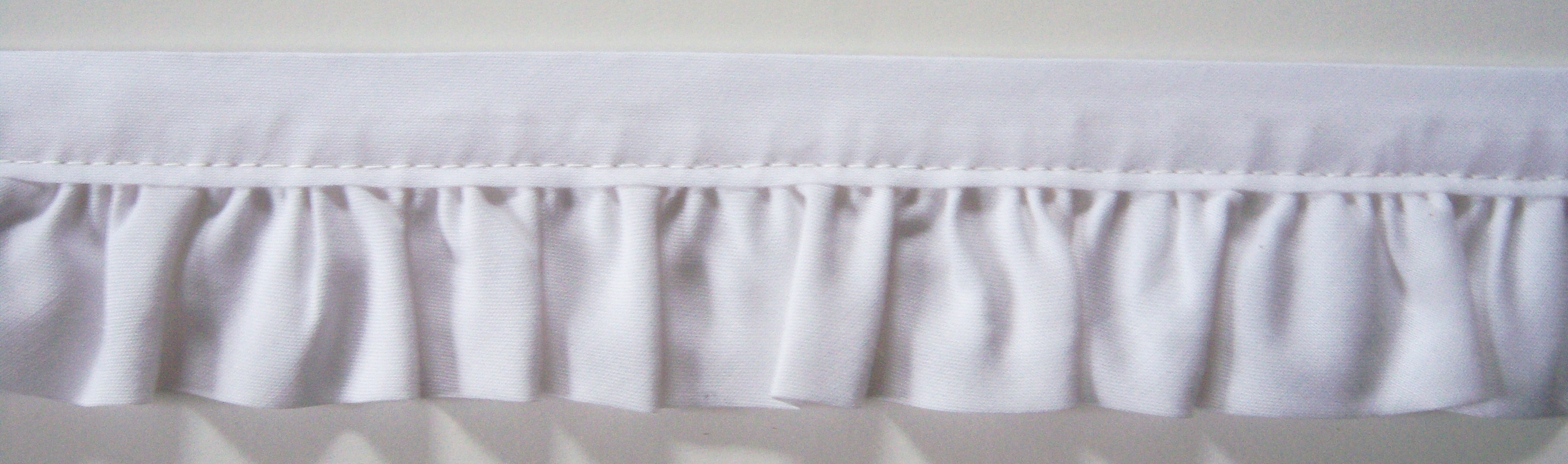 White 1 7/8" Ruffled Quilt Binding