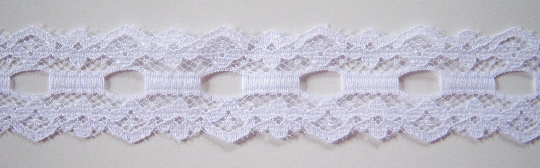 White 1 1/8 Inch Nylon Lace