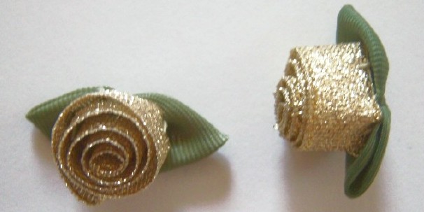Gold Metallic Coil Rose/Fern 1 1/4" Loop