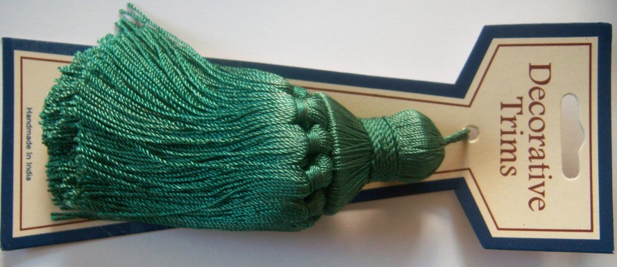 Raj Kumar Jade 4 3/4" Tassel